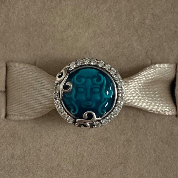 Pandora Charm The Haunted Mansion Madam Leota - Picture 2 of 7